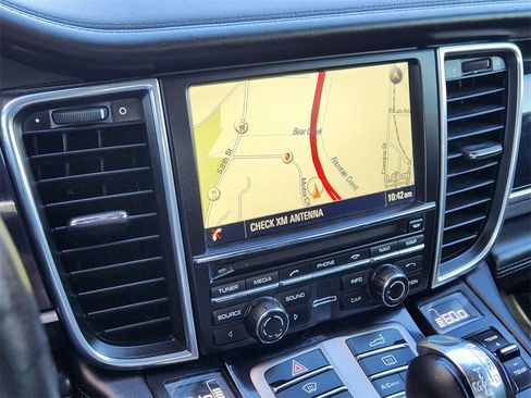 Used 2014 Porsche Panamera GTS w/ Premium Package Plus image 7