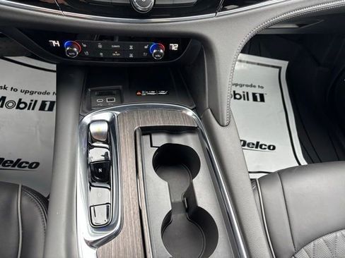 Certified 2023 Buick Enclave Avenir w/ Avenir Technology Package image 14
