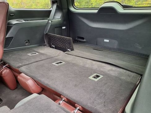 Used 2023 Ford Expedition Limited AWD/4WD image 15