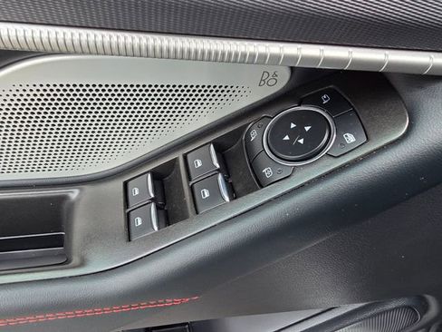 Used 2025 Ford Explorer ST image 21
