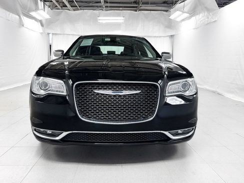 Used 2016 Chrysler 300 C AWD/4WD image 2