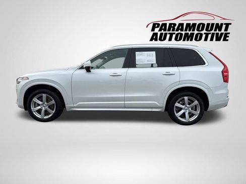 Used 2022 Volvo XC90 T5 Momentum image 4