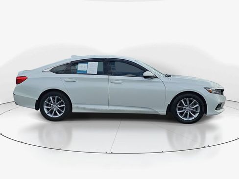 Used 2022 Honda Accord LX image 5