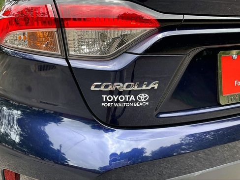 Used 2023 Toyota Corolla LE FWD image 27