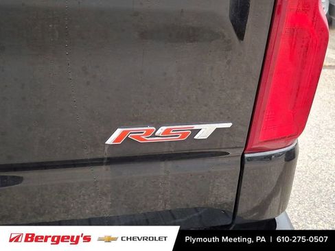 Certified 2022 Chevrolet Silverado 1500 RST image 33