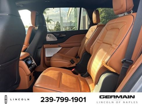 Used 2022 Lincoln Aviator Black Label image 16