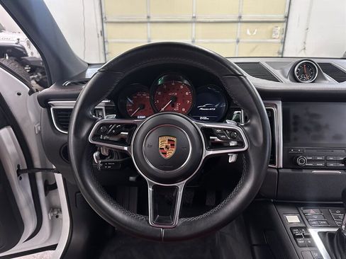 Used 2017 Porsche Macan GTS w/ Premium Package Plus AWD/4WD image 17