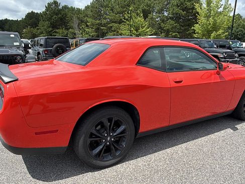 Used 2020 Dodge Challenger SXT w/ Blacktop Package AWD/4WD image 8