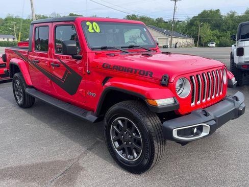 Used 2020 Jeep Gladiator Overland AWD/4WD image 1
