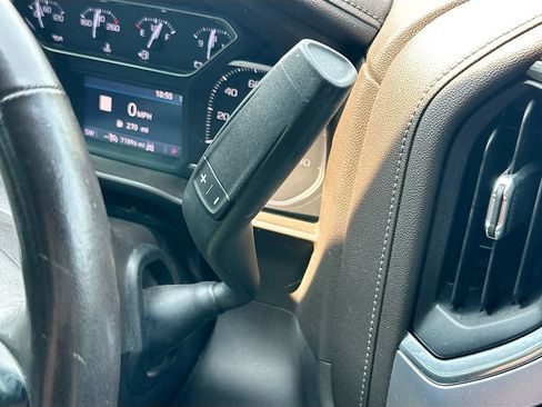 Used 2019 GMC Sierra 1500 SLT w/ SLT Premium Plus Package AWD/4WD image 17