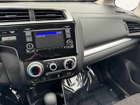 Used 2017 Honda Fit LX image 34