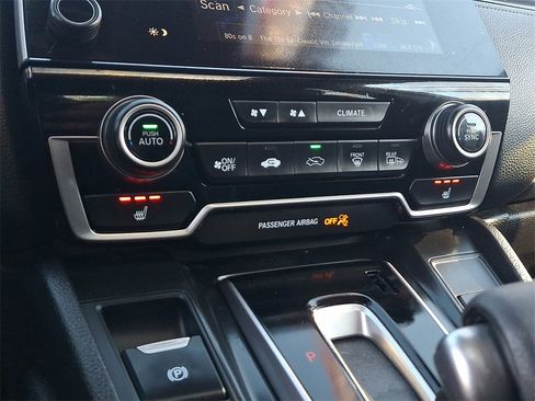 Used 2019 Honda CR-V EX image 17