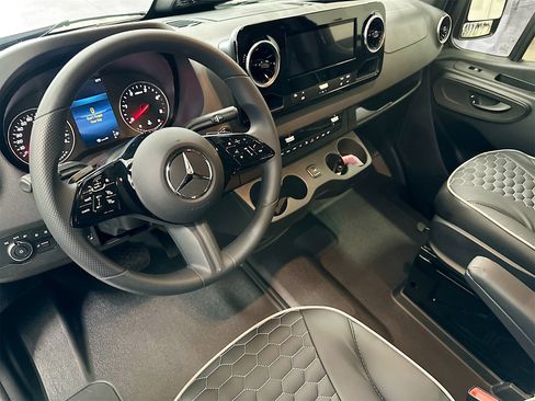 New 2026 Mercedes-Benz Sprinter 3500 image 22
