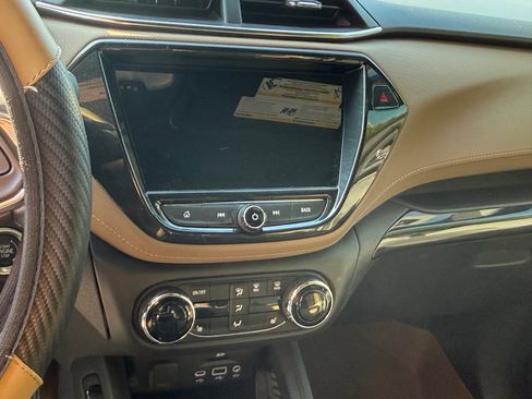 Used 2021 Chevrolet TrailBlazer ACTIV w/ Technology Package FWD image 29