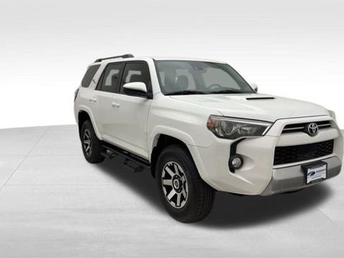 Used 2020 Toyota 4Runner TRD Off-Road image 9