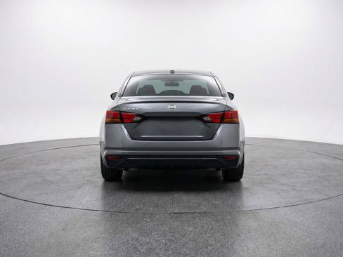 Used 2025 Nissan Altima 2.5 SV image 7