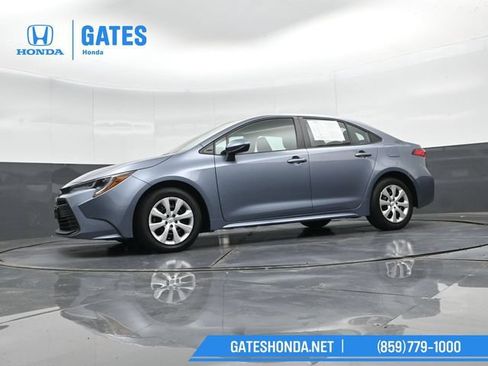 Used 2024 Toyota Corolla LE FWD image 39