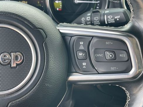 Used 2021 Jeep Wrangler Unlimited Rubicon 4xe w/ Steel Bumper Group AWD/4WD image 21