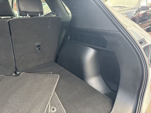 Certified 2022 Ford Escape SEL w/ Technology Package image 39