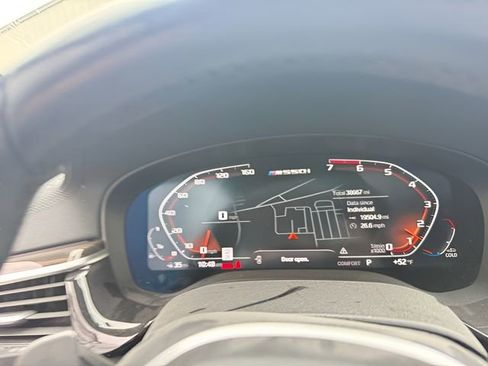 Used 2021 BMW M550i xDrive w/ Premium Package AWD/4WD image 14