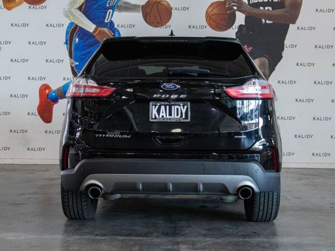 Used 2024 Ford Edge Titanium image 22