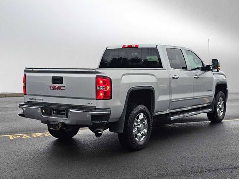 Used 2015 GMC Sierra 3500 SLT w/ Duramax Plus Package image 3