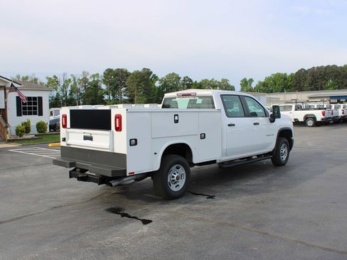 Used 2024 Chevrolet Silverado 2500 W/T RWD image 5