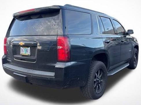 Used 2016 Chevrolet Tahoe LT w/ Luxury Package image 3