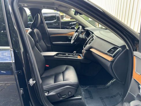 Used 2021 Volvo XC90 T8 Inscription Expression w/ Protection Package Premier AWD/4WD image 15