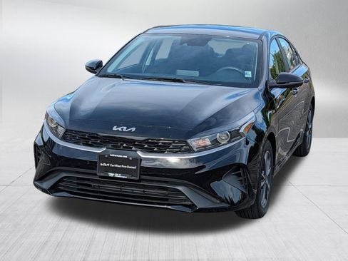 Certified 2024 Kia Forte LXS w/ LXS Technology Package FWD image 8