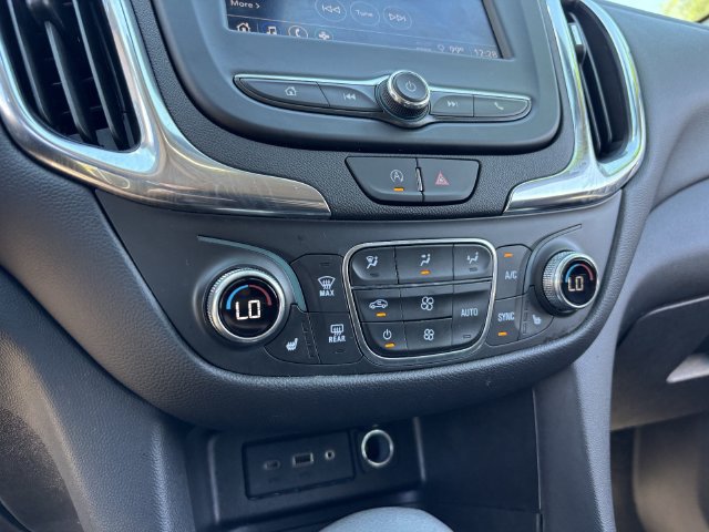 Used 2024 Chevrolet Equinox LT FWD image 24