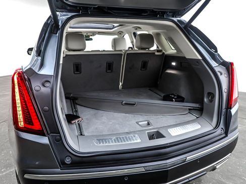 Used 2021 Cadillac XT5 Premium Luxury image 22