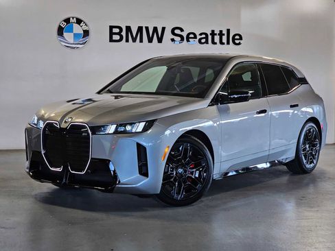 New 2026 BMW iX M70 image 1