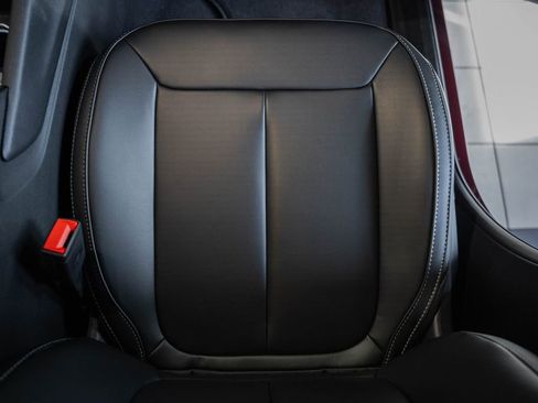 New 2025 Jeep Grand Cherokee Limited image 31