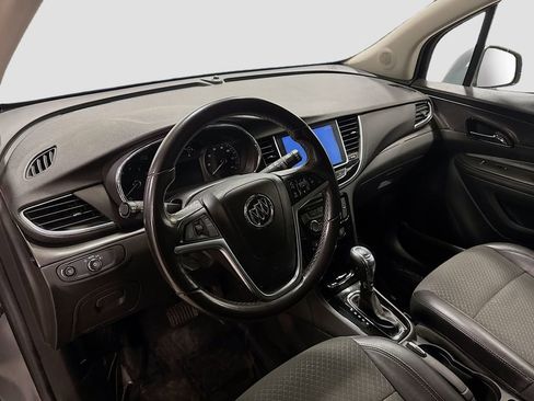 Used 2019 Buick Encore Preferred image 10