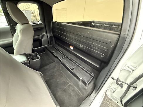 Used 2022 Toyota Tacoma SR RWD image 20