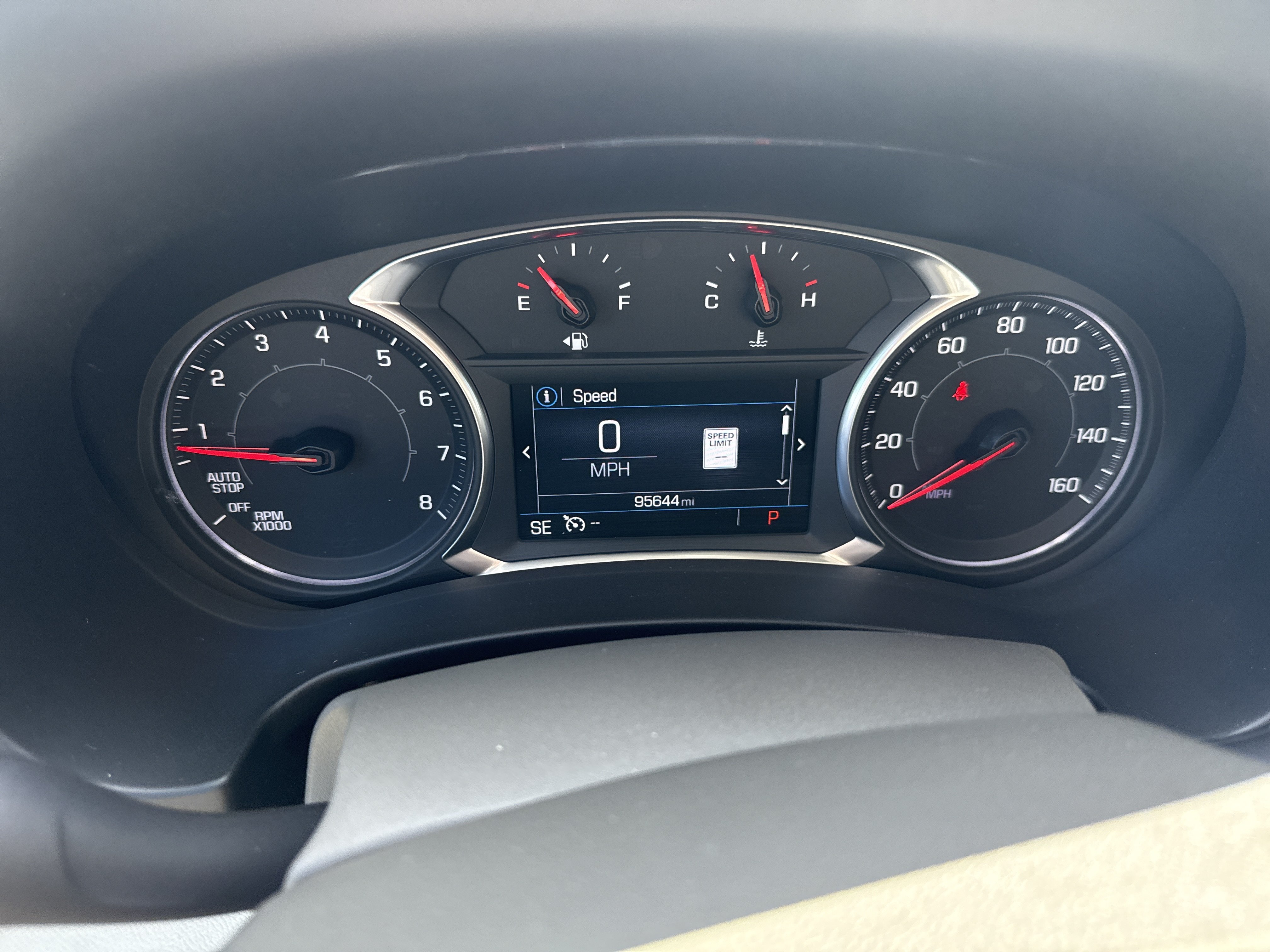 Used 2018 GMC Terrain Denali w/ Advanced Safety Package FWD image 9