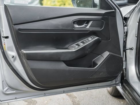 Used 2024 Honda Accord EX image 33