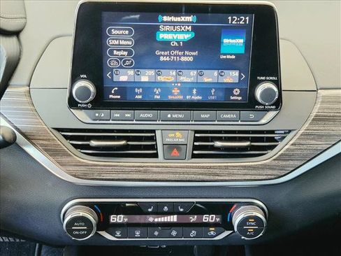 Used 2020 Nissan Altima 2.5 SL FWD image 15