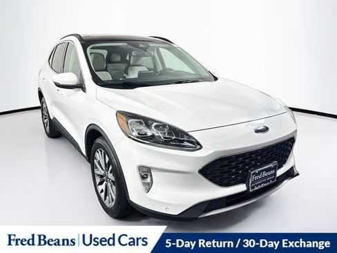 Used 2020 Ford Escape Titanium w/ Titanium Premium Package 2.0 AWD/4WD image 1