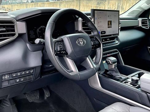 Used 2023 Toyota Tundra Limited AWD/4WD image 18