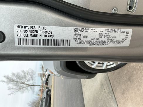 Used 2023 Jeep Compass Latitude image 25