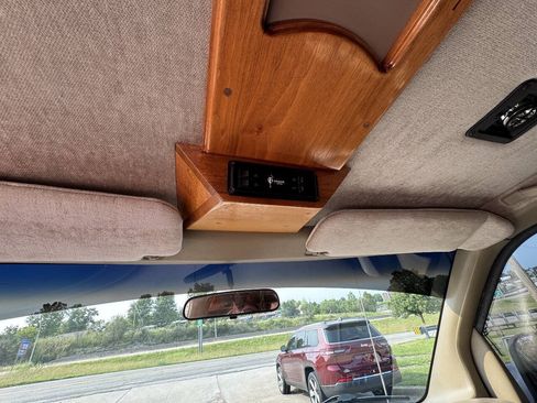 Used 1997 Chevrolet Express 1500 RWD image 15