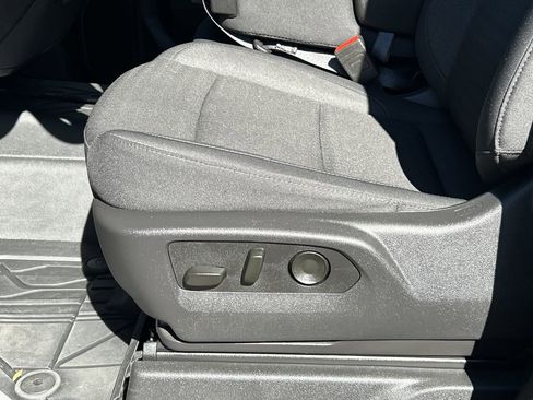 Certified 2025 Chevrolet Silverado 2500 Custom w/ Custom Value Package image 22