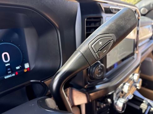 Used 2023 Ford F250 Lariat w/ Lariat Ultimate Package image 28