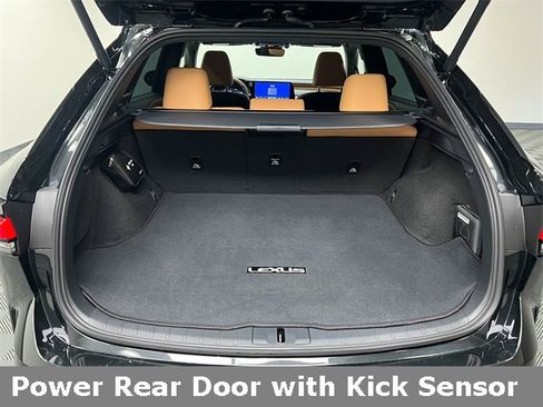 Certified 2026 Lexus RX 350 Premium w/ Accessory Package (Z1) image 8