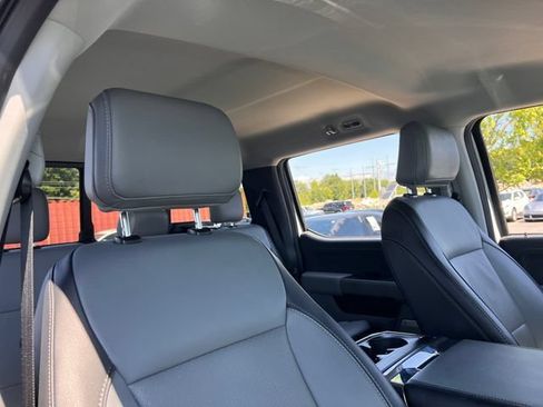 Used 2022 Ford F150 Lariat AWD/4WD image 36