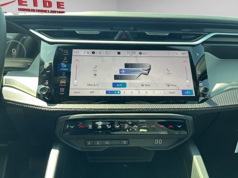 New 2026 Jeep Cherokee Limited AWD/4WD image 19