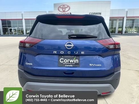 Used 2023 Nissan Rogue SV AWD/4WD image 4
