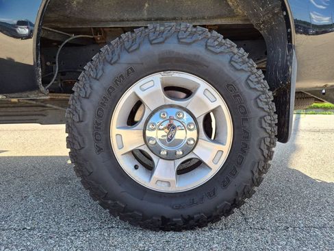 Used 2016 Ford F250 XLT w/ XLT Value Package AWD/4WD image 11